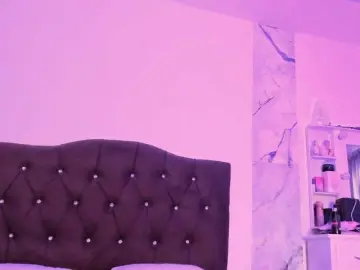 Bongacams Watch Live Sex Cams of Alysson-18