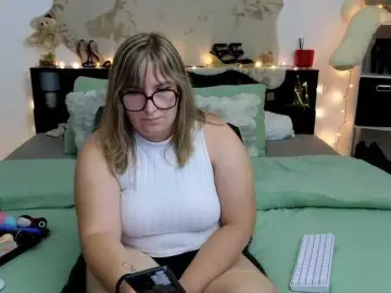 Bongacams Private Sex Chat of ElvinnaLaFrancaise