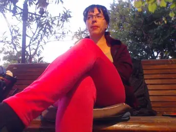 Bongacams Sex Cam of AnnBigLabia