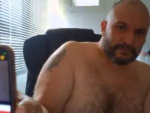 Cam4 Free Porn Cam of DaddyBearLive