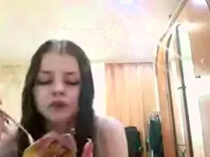 Cam4 Adult Video Chat of ReynaYau