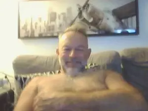 Cam4 Free Porn Cam of bear70s