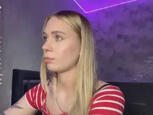 Cam4 Free Live Porn of GayleColorado