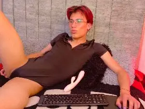 Cam4 Watch Live Sex Cams of Andy_Dluxe