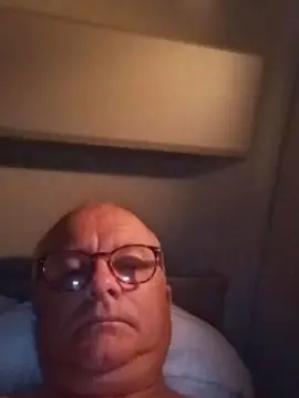 Cam4 Watch Live Sex Cams of charlemagne18