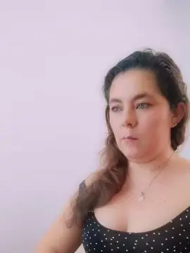 Cam4 Sex Chat of Rose_milff