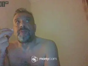 Cam4 Live Sex Cam of benenzo
