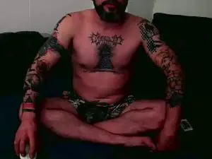 Cam4 Sex Cam of enrikaionut_fun