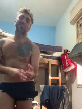 Cam4 Live Sex of Guty85