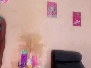 Camsoda Sex Chat of saraa-colliins