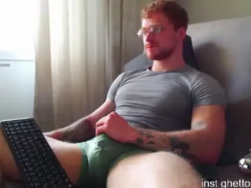 Chaturbate Best live sex cam show of chris_boy37
