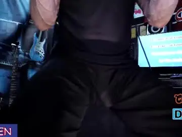 Chaturbate Watch Live Sex Cams of djkiven