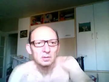 Chaturbate Watch Live Sex Cams of serrano49