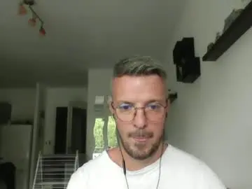 Chaturbate Live Sex Cam of minka28