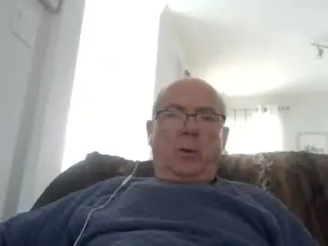 Chaturbate Best live sex cam show of bernard1102