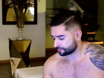 Chaturbate Live Porn of lukhass