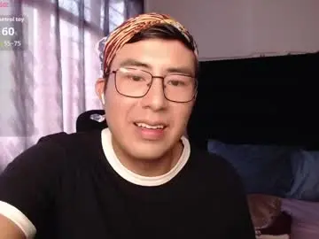 Chaturbate Sex Cam of andrewmhilton_