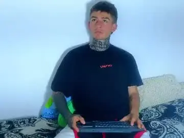 Chaturbate Live Porn of estebanchar_