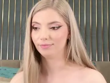 Chaturbate Live Sex of anelie19