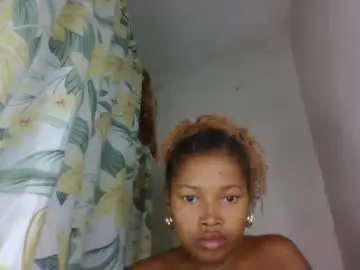 Chaturbate Sex Cam of anichamarie0
