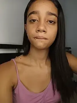 Stripchat Live Sex Cam of Zoe_Sweett18