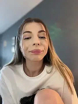 Stripchat Live Sex Cam of Mia_Ethan