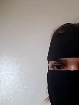 Stripchat Watch Live Sex Cams of Mouhra-_-