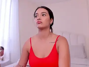 Stripchat Live Porn of evely_coelloo