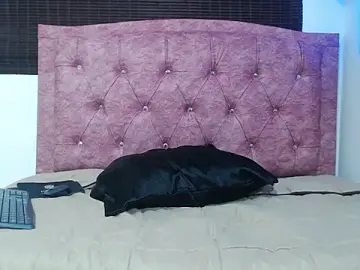 Stripchat Free Porn Cam of Perla_prg