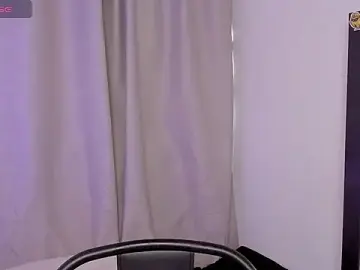 Stripchat Free Porn Cam of noemi_foxxx