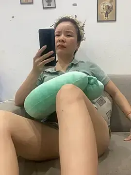 Stripchat Sex Chat of Ivy_Trix2