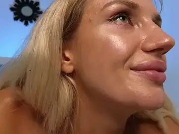 Stripchat Free Porn Cam of Megan_Hamillton