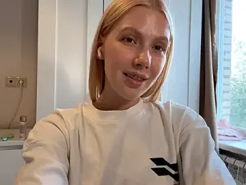 Stripchat Nude Webcam of KerryKausch