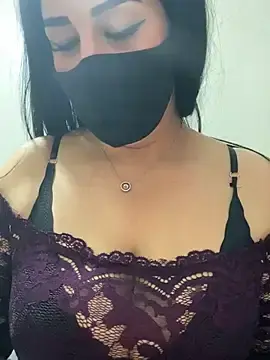 Stripchat Live Sex Cam of mari_layali