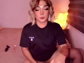 Stripchat Live Sex Cam of SexyLooooongCOCK