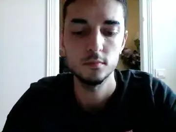 Stripchat Free Live Porn of Mikl360