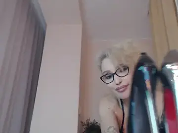 Stripchat Sex Cam of JADAPink___