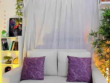 Stripchat Best live sex cam show of natty_romanof_18