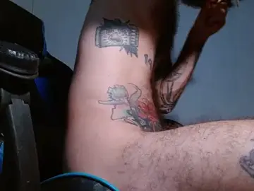 Stripchat Free Porn Cam of Tatted21xxx