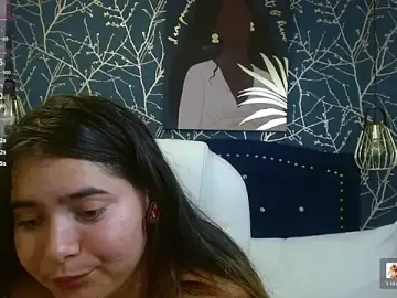 Stripchat Nude Webcam of Laurha_