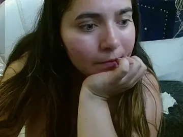 Stripchat Adult Webcam of Laurha_