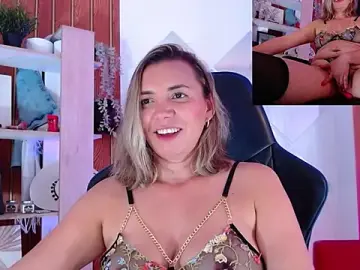 Stripchat Live Porn of milfsecret69