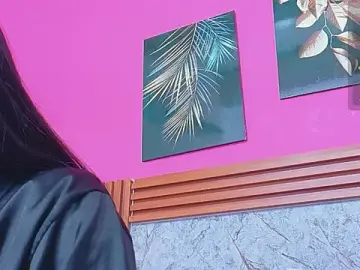 Stripchat Live Sex of littlee_emilyy_