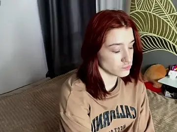 Stripchat Free Porn Cam of EwaDerobertis