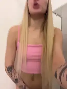 Stripchat Free Live Porn of Pink_Kiss