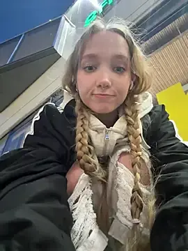 Stripchat Free Live Porn of bambi_lu