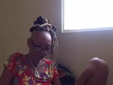 Stripchat Nude Webcam of Ladyzee25