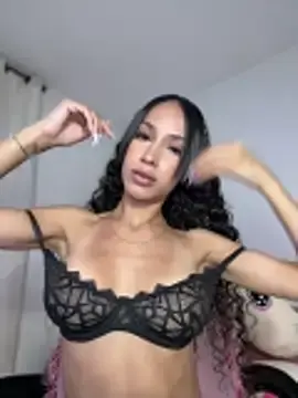 Stripchat Sex Cam of Miaa_love6969