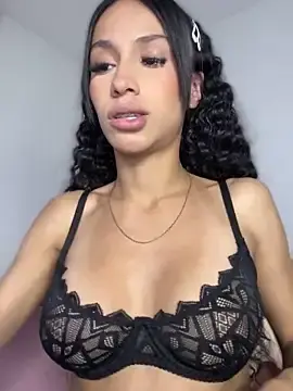 Stripchat Live Sex of Miaa_love6969