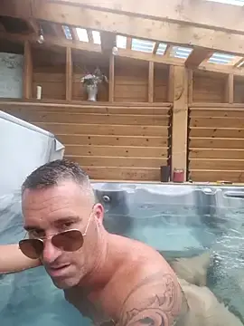 Stripchat Live Sex Cam of Cutecamboy4you